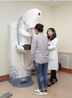 美国GE Senographe Essential乳腺X射线机（钼靶）